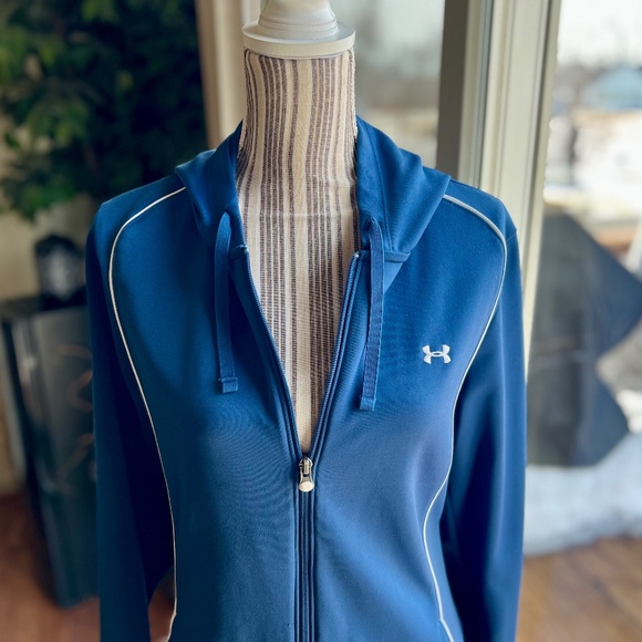 Under Armour Jacket - Picture 2 of 12